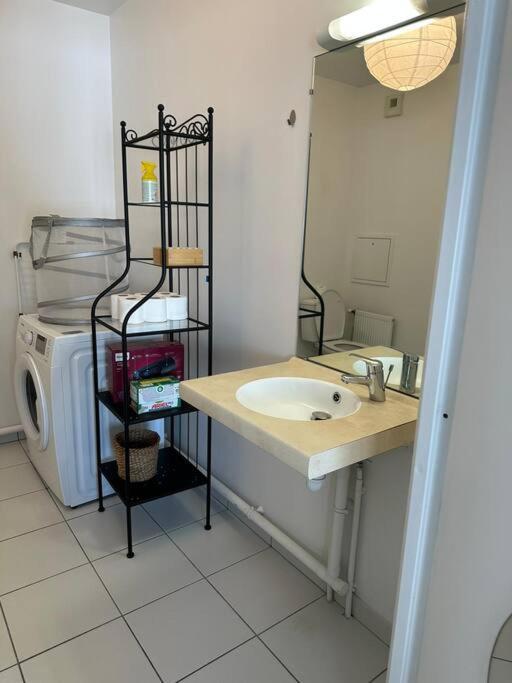 Grand Studio De 37M Carres - Rer Laplace Et Maison Des Examens A 5 Minutes A Pied Аркёй Экстерьер фото